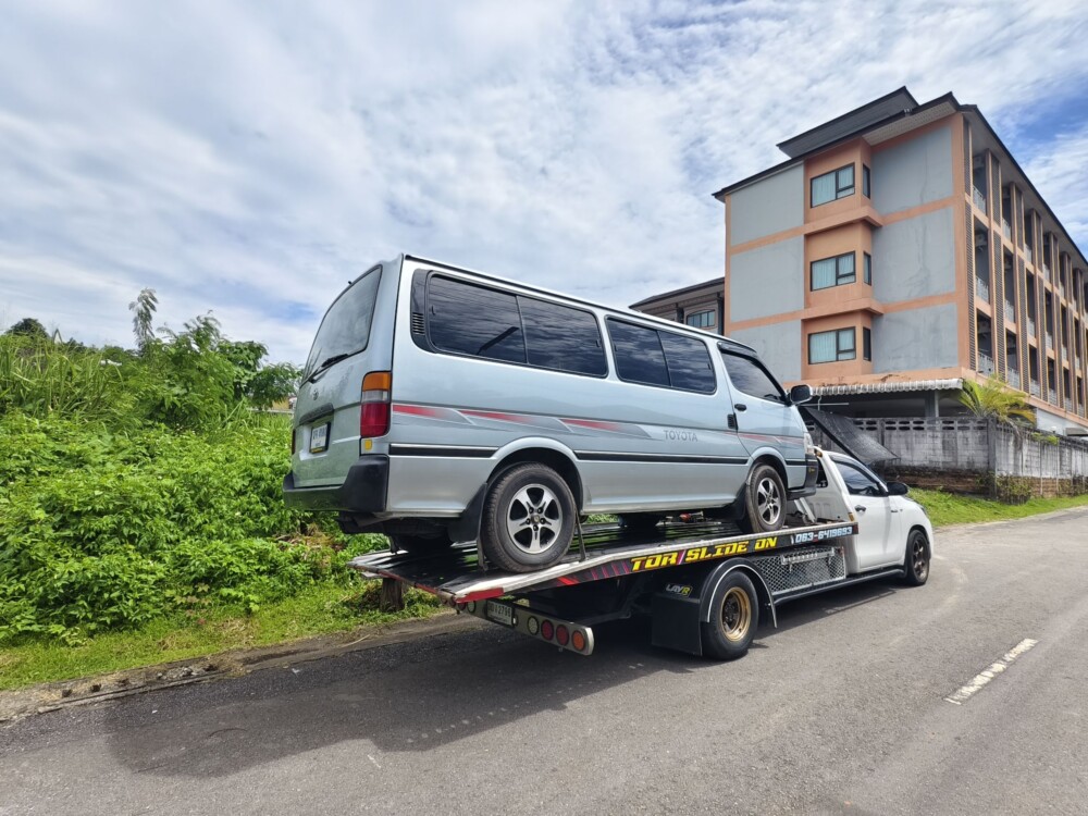 รถสไลด์ถนนกันตัง ตรัง