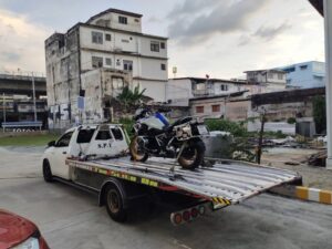 รถสไลด์สี่แยกบ้านควน